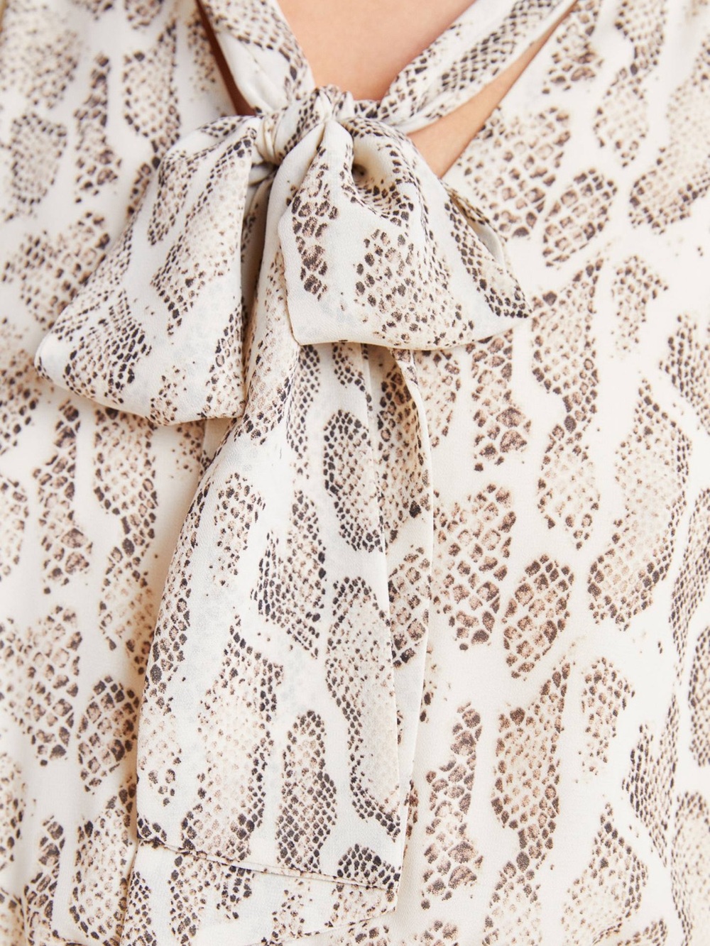 NWT Current Air Anthropologie Olivia Snake Print Pleated Midi Dress XS - Picture 6 of 9